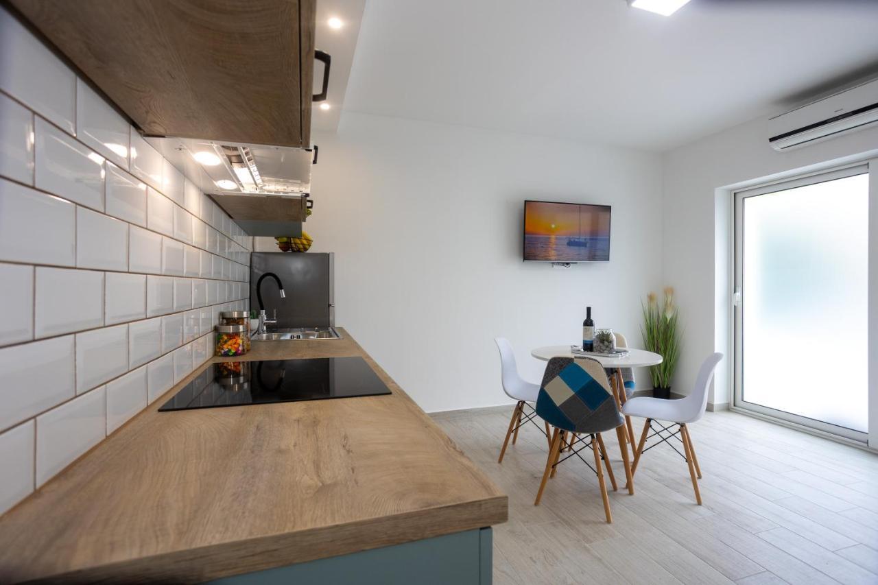 Luxury Apartments Love Kastela Exterior photo
